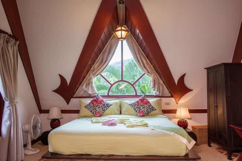 Coco Palace Resort Nai Harn Екстер'єр фото