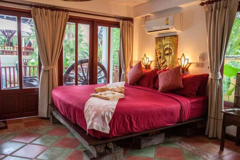 Coco Palace Resort Nai Harn Екстер'єр фото