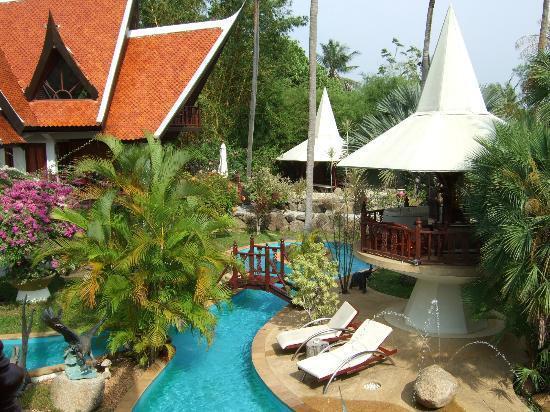 Coco Palace Resort Nai Harn Екстер'єр фото