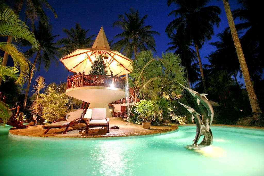 Coco Palace Resort Nai Harn Екстер'єр фото